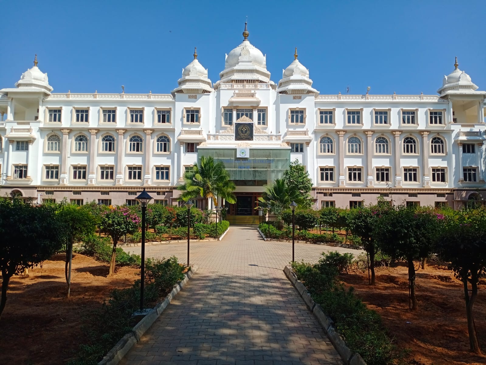 Sri Devaraj Urs Medical College